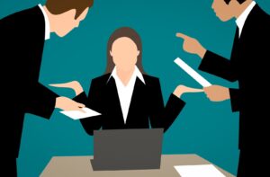 L'accesso al lavoro: il ruolo del titolo di studi per donne e uomini